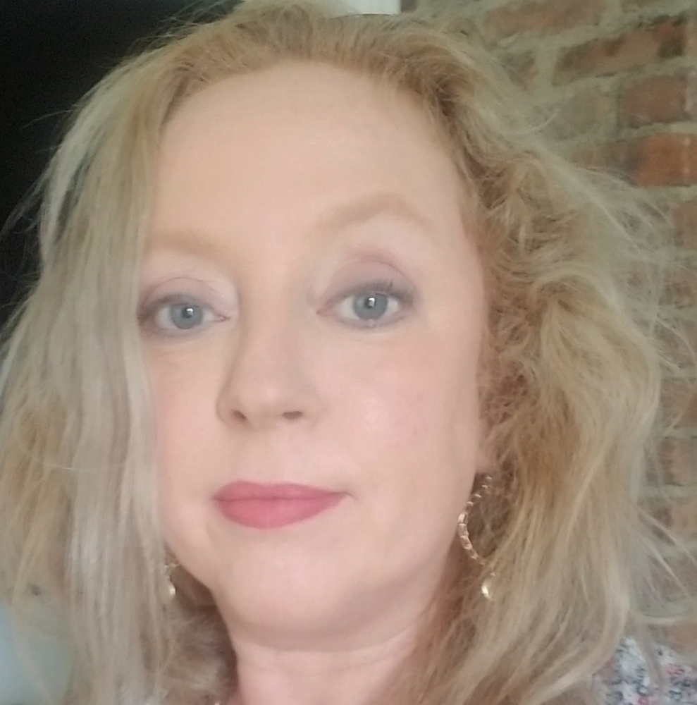 Meet your Posher, Michele